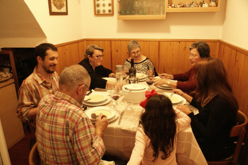 La família del costat