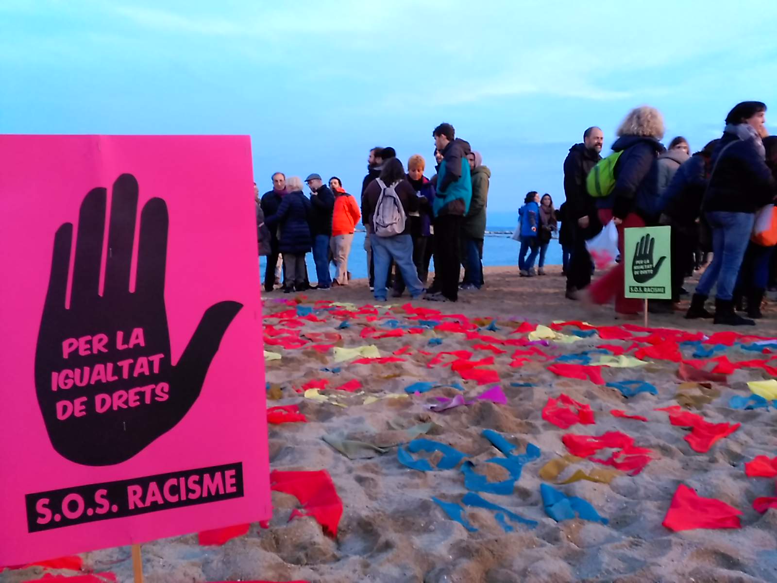 Per la igualtat de drets. SOS Racisme