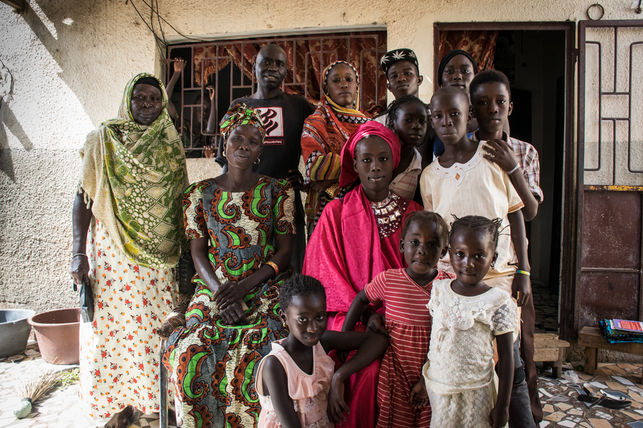 La familia Ndiaye. Foto Sònia Calvó